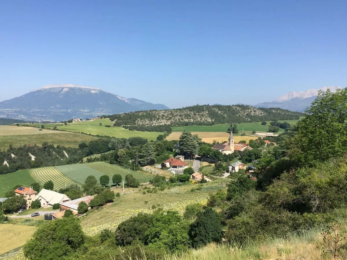 La Maison de Valentine Jarjayes Hébergement de vacances